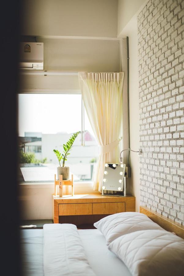 Double Room,1322685496:JPEG